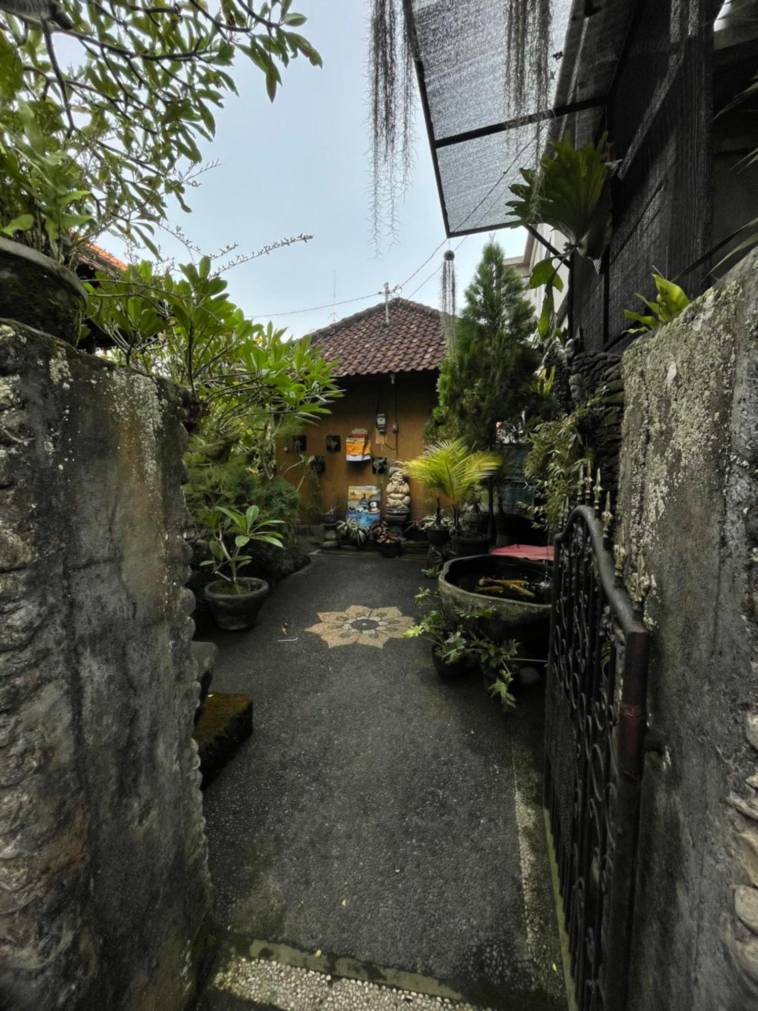 Suntari Homestay ウブド エクステリア 写真